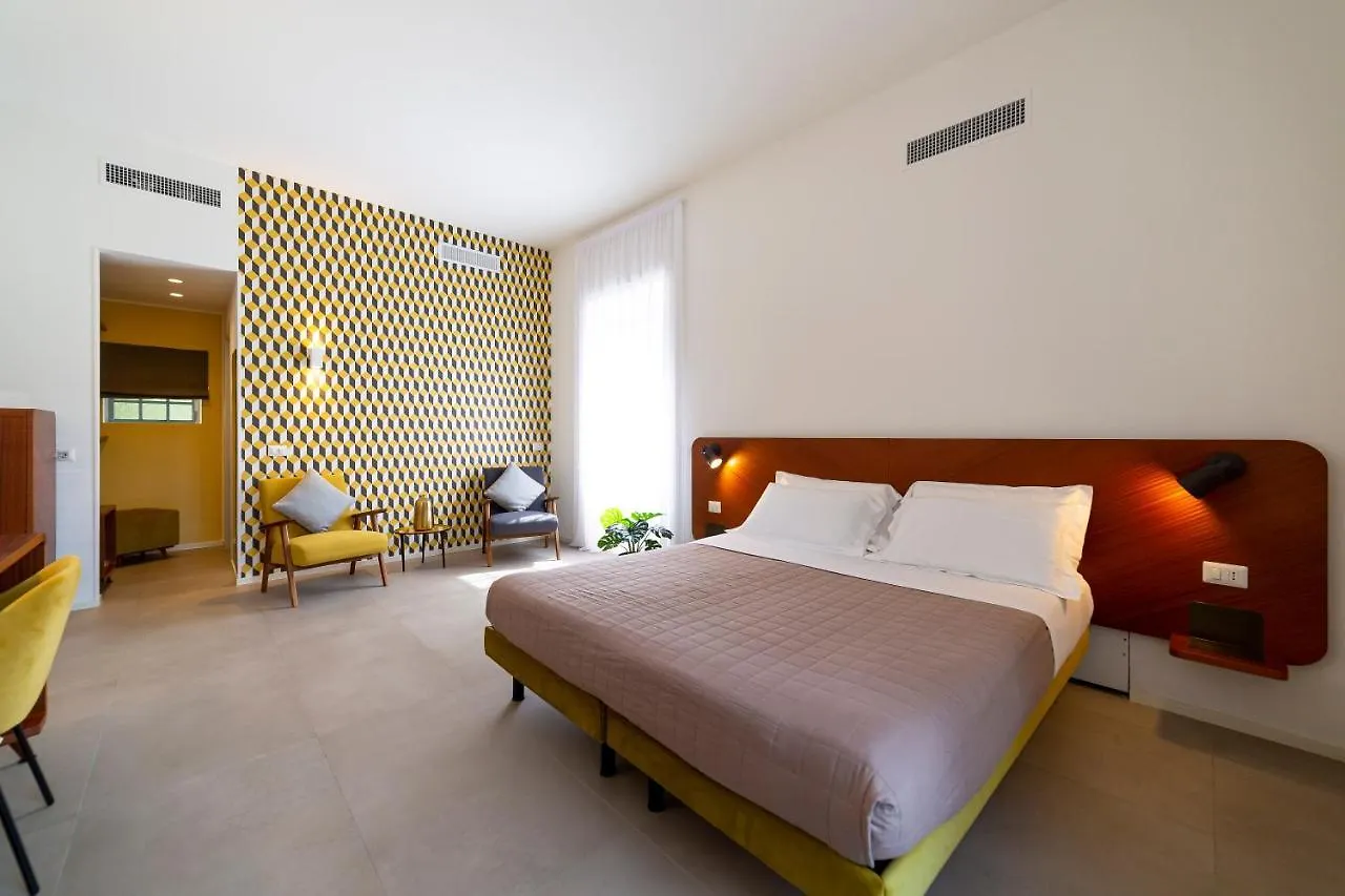 Guest house Le Stanze Del Lago Suites & Pool Como