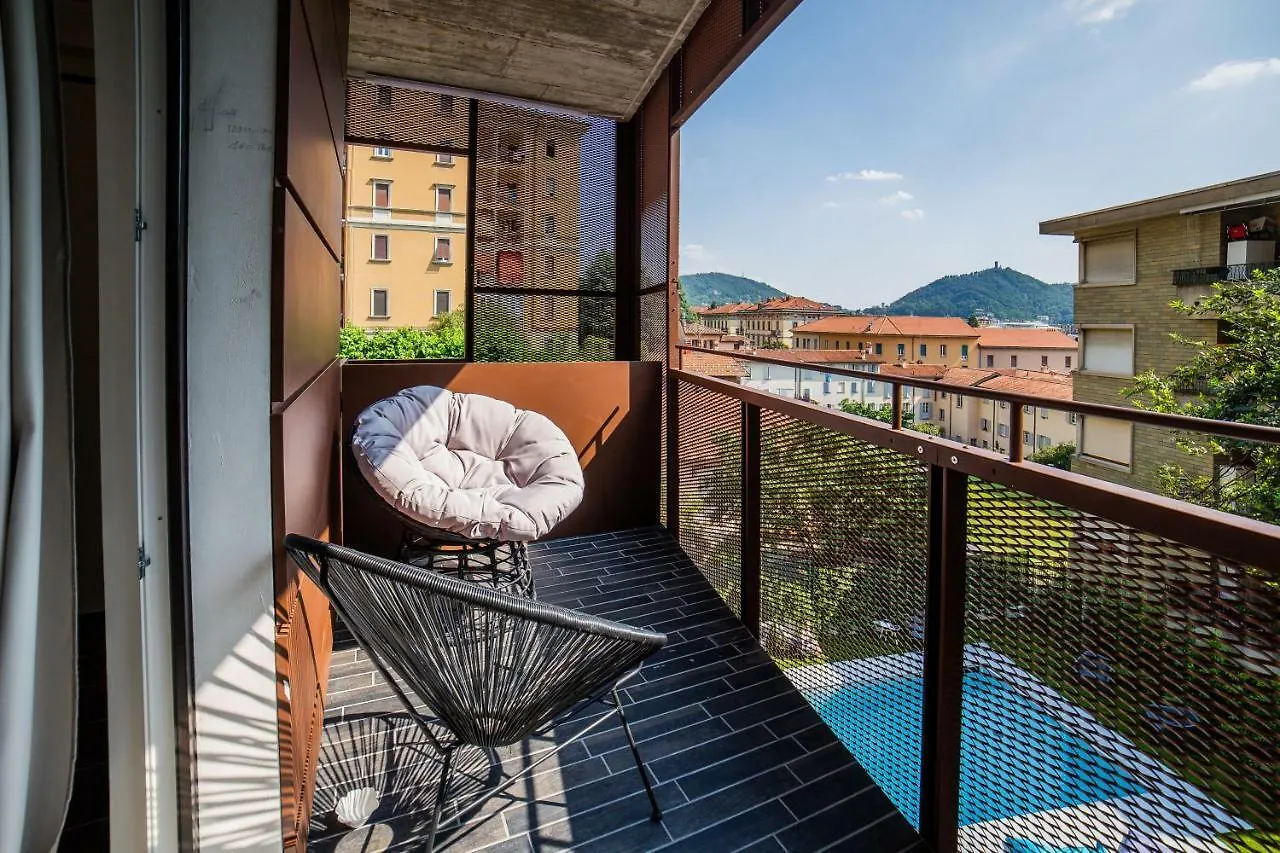 Le Stanze Del Lago Suites & Pool Como Guest house