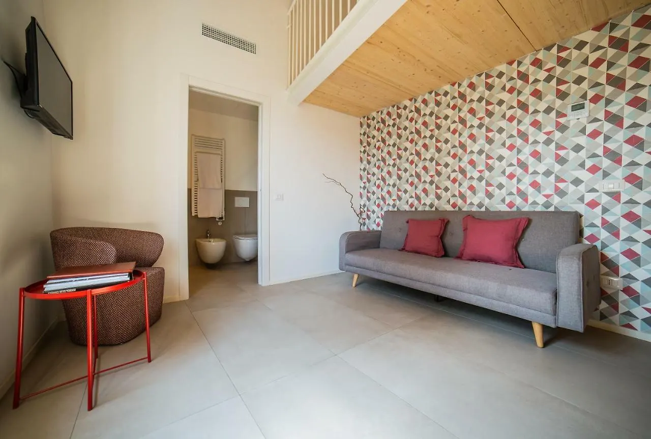 Le Stanze Del Lago Suites & Pool Como 3*,