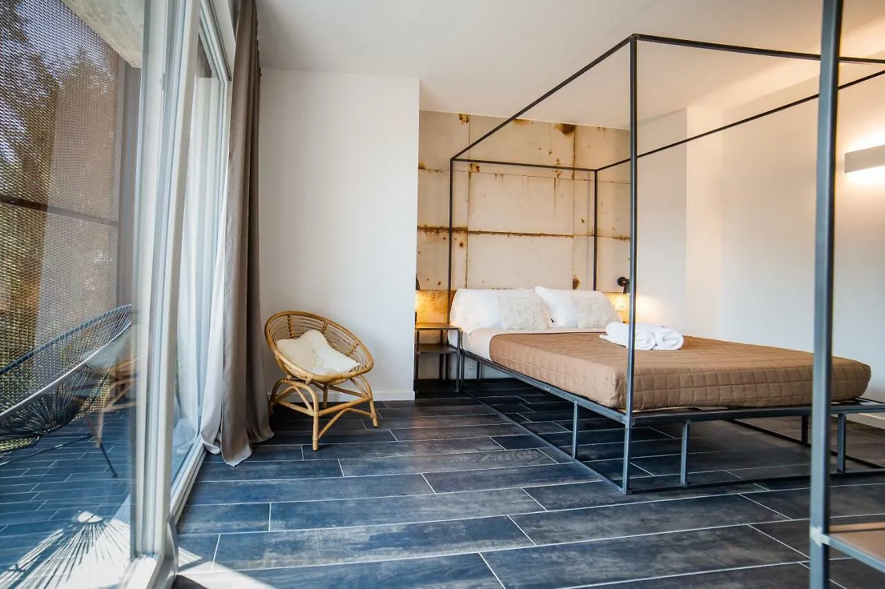 Le Stanze Del Lago Suites & Pool Όπως