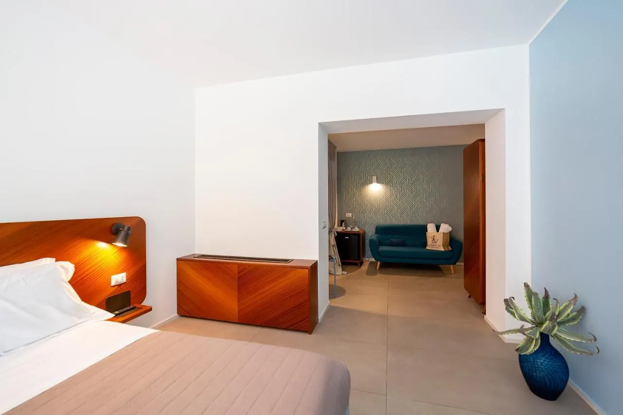Le Stanze Del Lago Suites & Pool Como 3*,