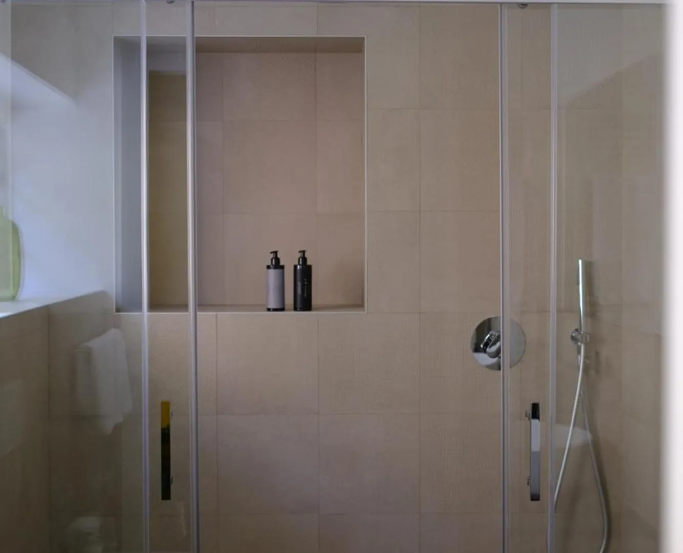 קומו Le Stanze Del Lago Suites & Pool 3*,  איטליה