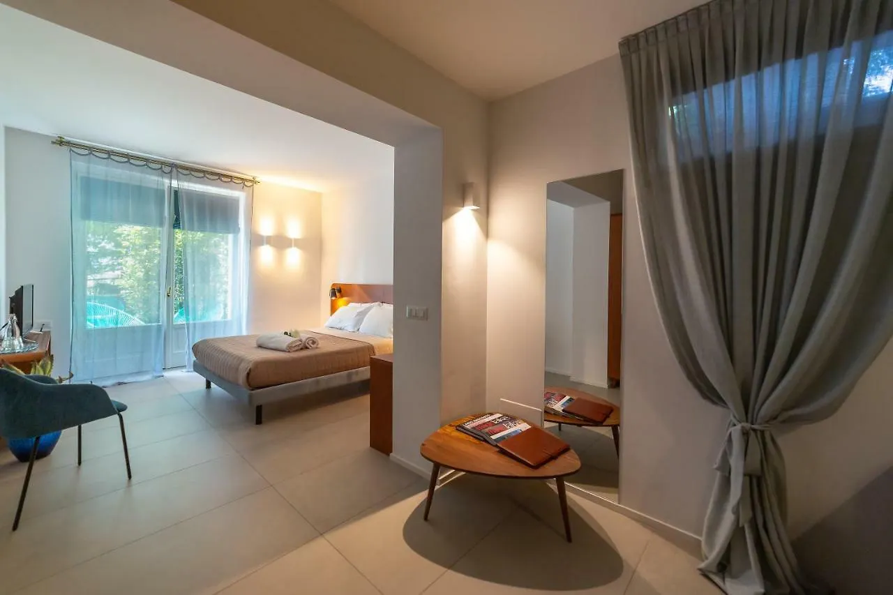 Le Stanze Del Lago Suites & Pool Como Gasthof